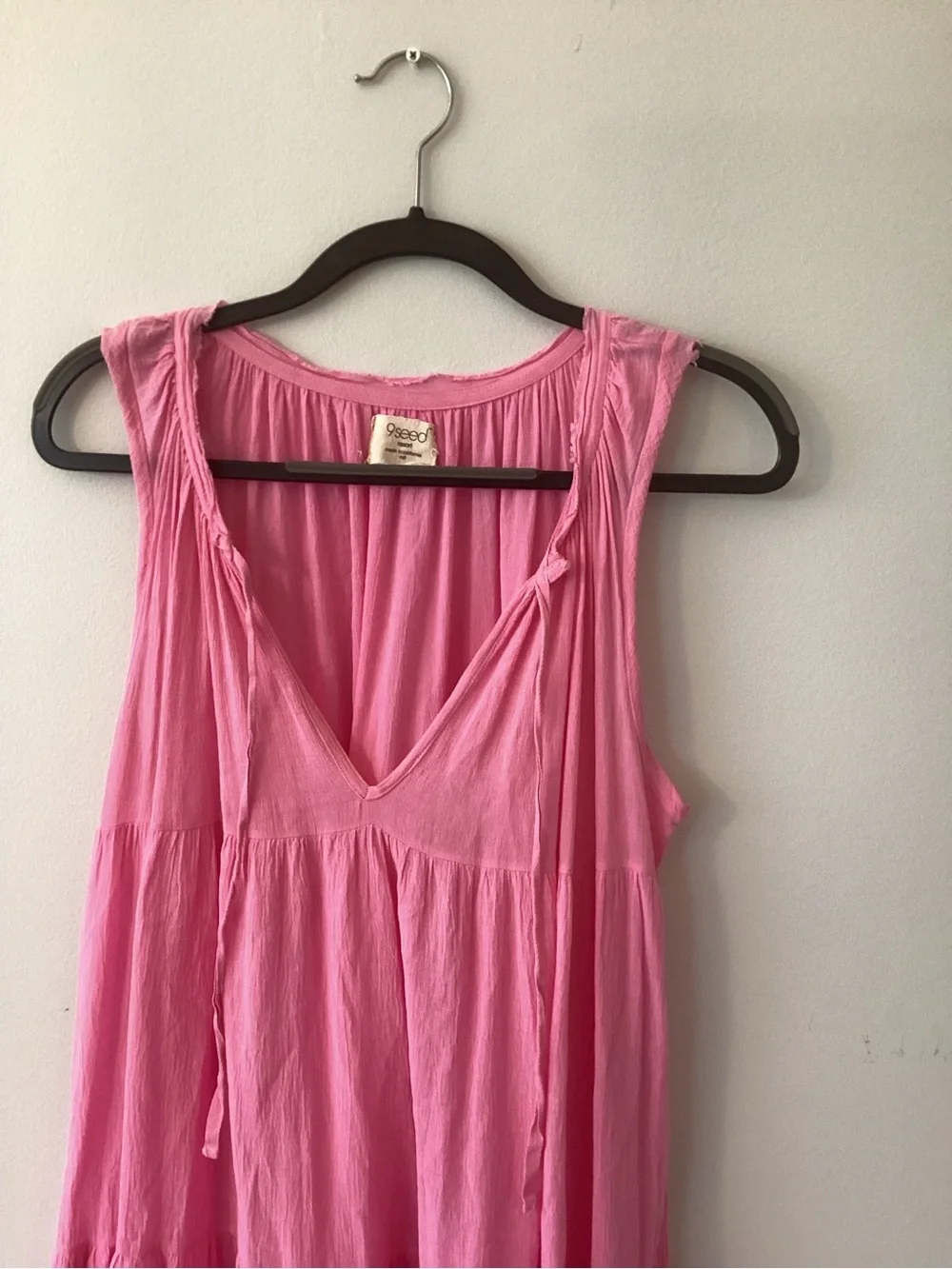 9Seed lightweight sleeveless